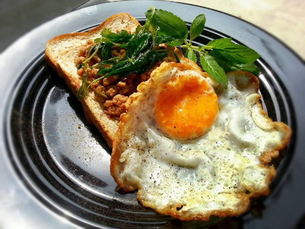The Myth - Sud Sathorn Bed & Breakfast Bangkok Eksteriør bilde